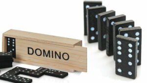 Dominoes Game